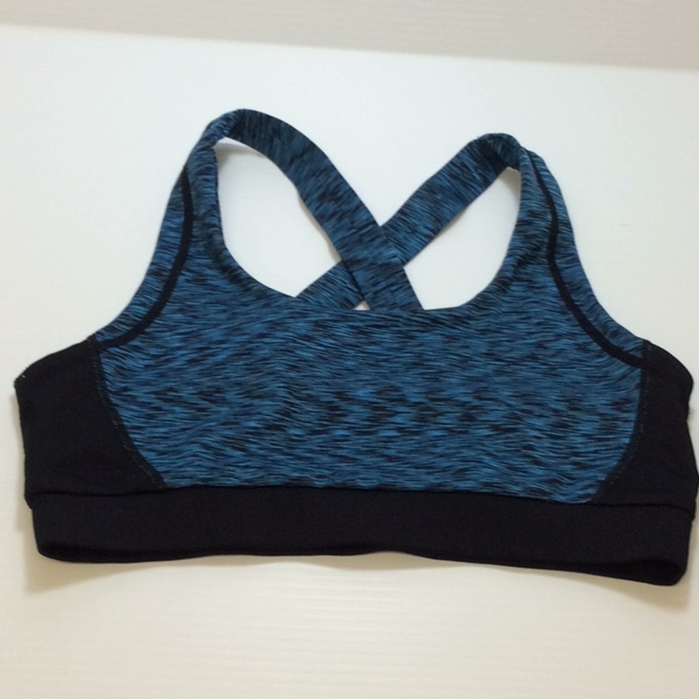 Yoshion sports bra, size M.